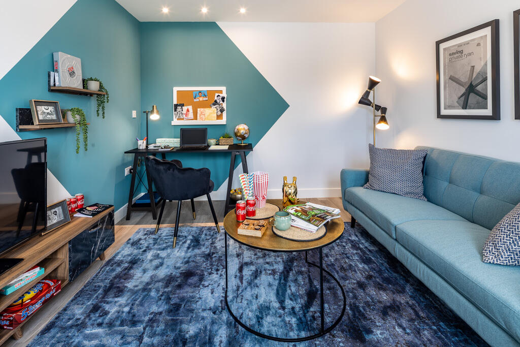 L-VIEA-KNI.Knightley-OFME-21-006