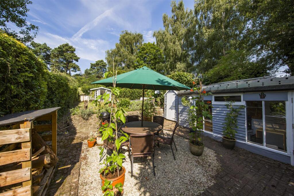 Alfresco Entertaining