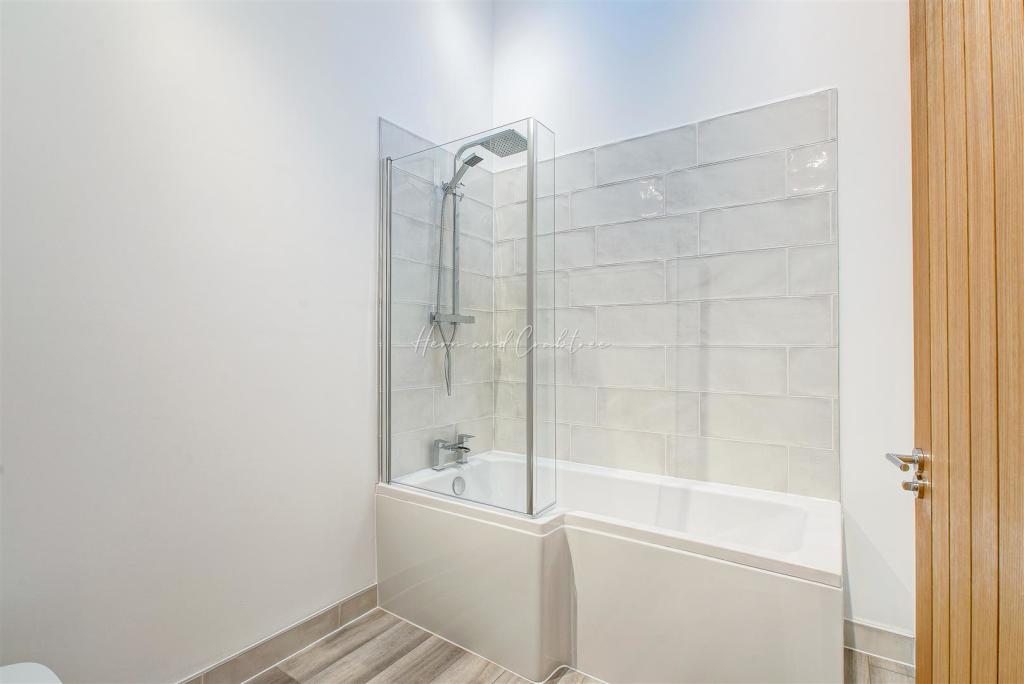 Castle Road, Tongwynlais, HernCrabtree (29).jpg