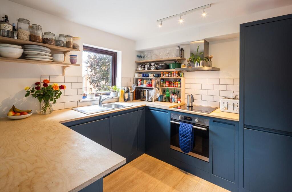 Flat 6 Ashman Court Images_LowRES_1.jpg