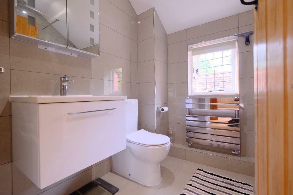 En suite shower room