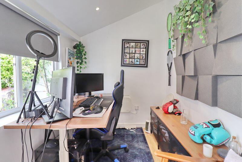 Garden Office/Utility