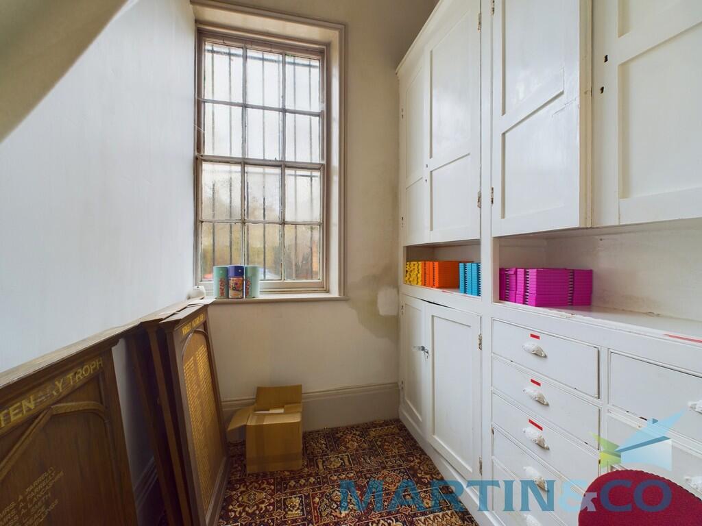 CAM01870G0-PR0155...