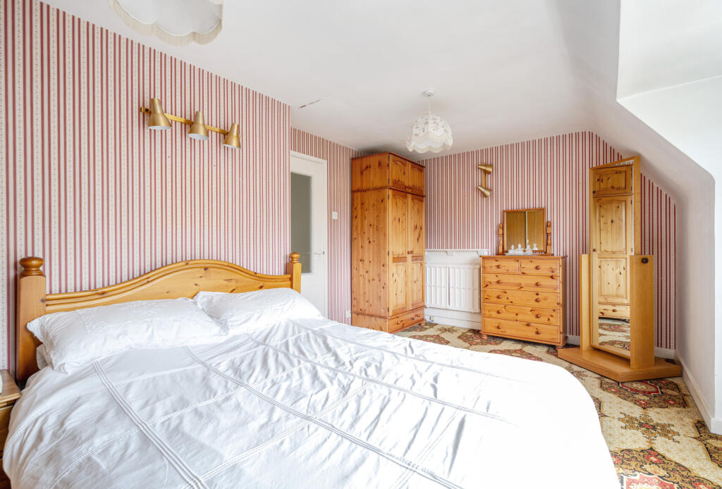 1312015-8-685d5f3...