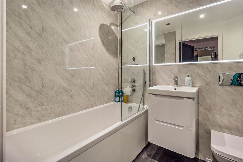 8674111-interior01-800.jpg