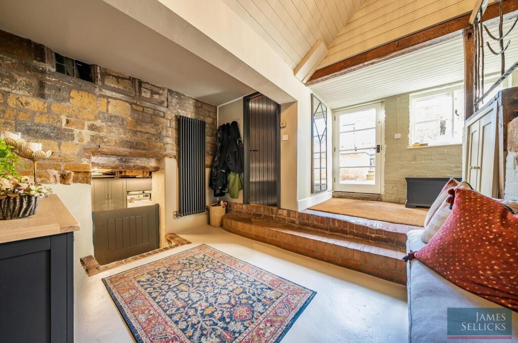 Rear Entrance Hall