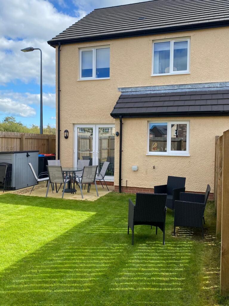 6 Wintergreen Drive, Dumfries, DG1 3WE - Braidwood