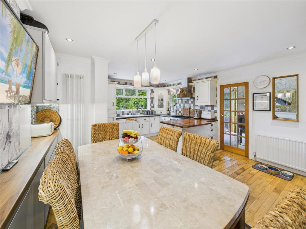 Breakfast Kitchen