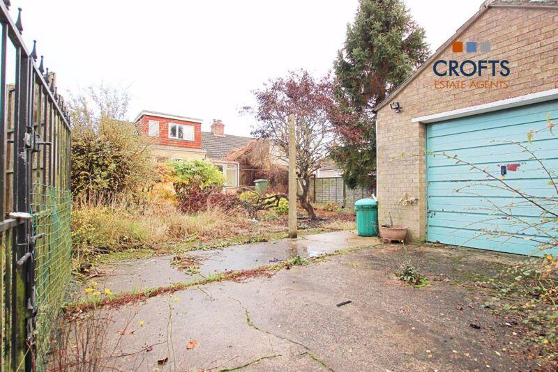 Exterior - Rear view 2