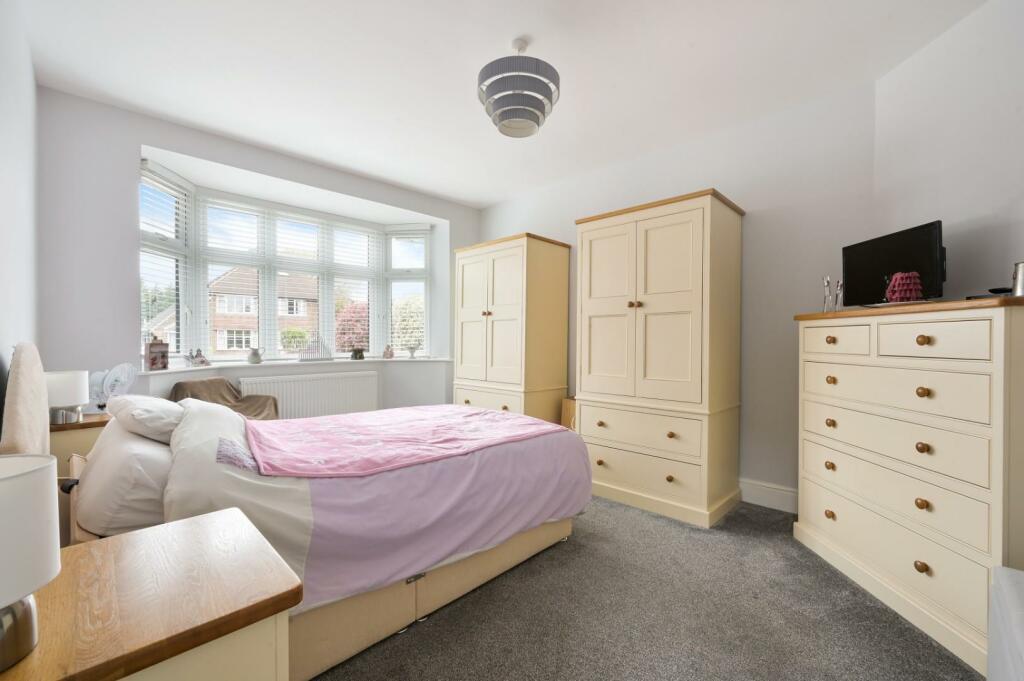 STONELEIGH CRESCENT 50 (9).jpg