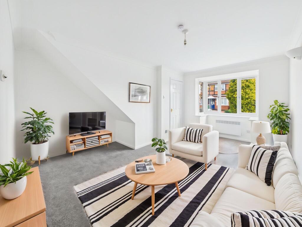 Lounge (Virtually Furnished)