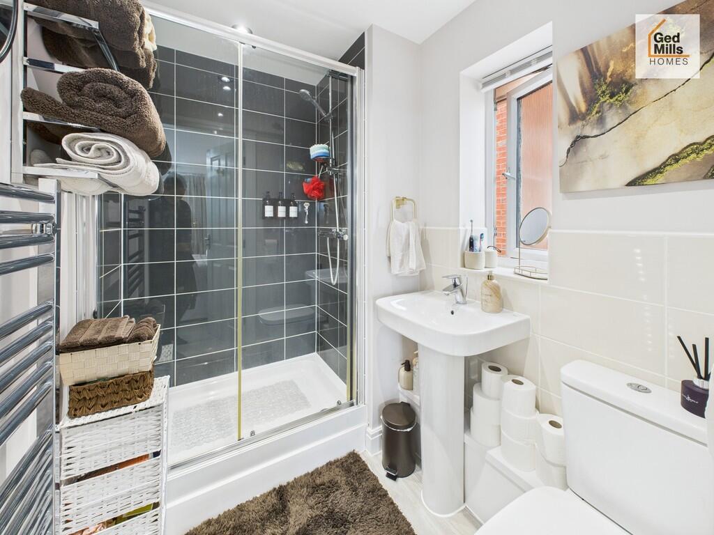 CAM04261G0-PR0116...