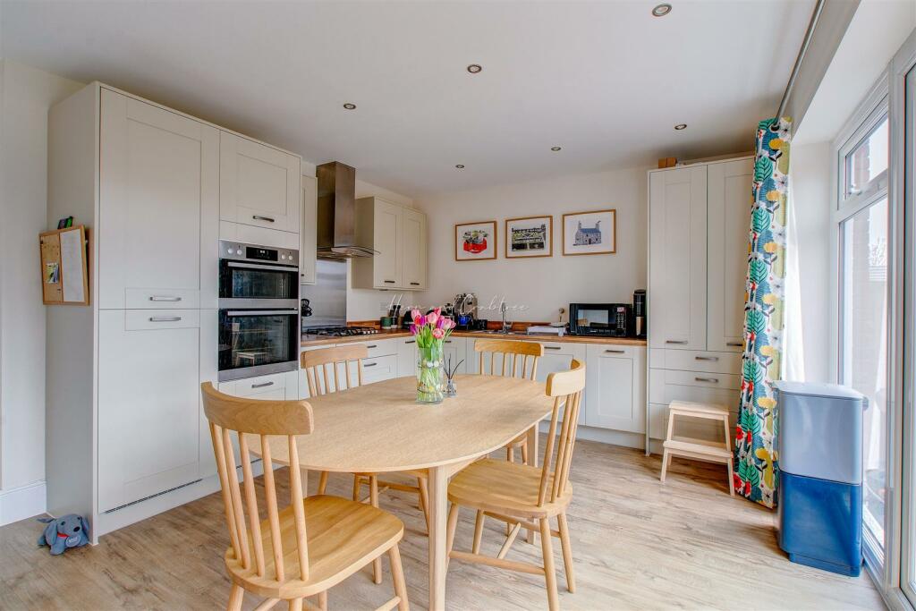 Heol Nant Glandulas, Lisvane, HernCrabtree (1).jpg