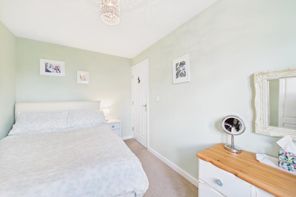 CAM03162G0-PR0289-STILL018