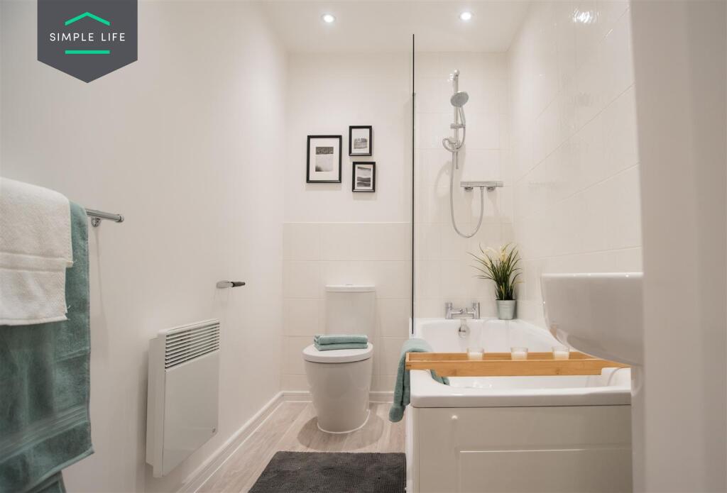 Rowan_bathroom.jpg