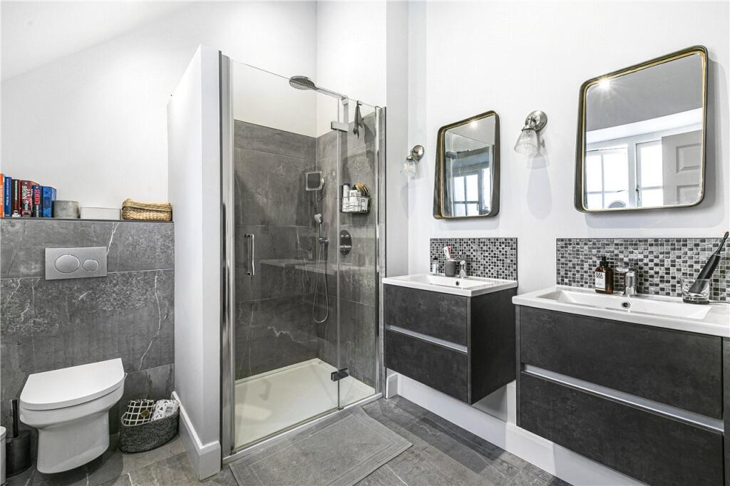 Ensuite