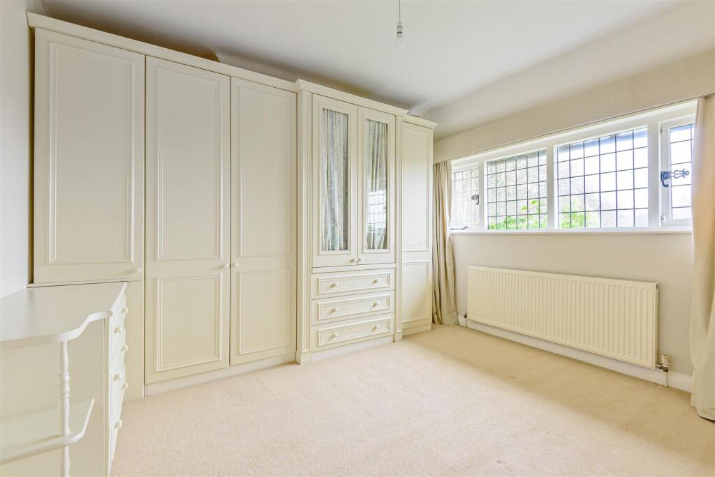 Dressing room.jpg