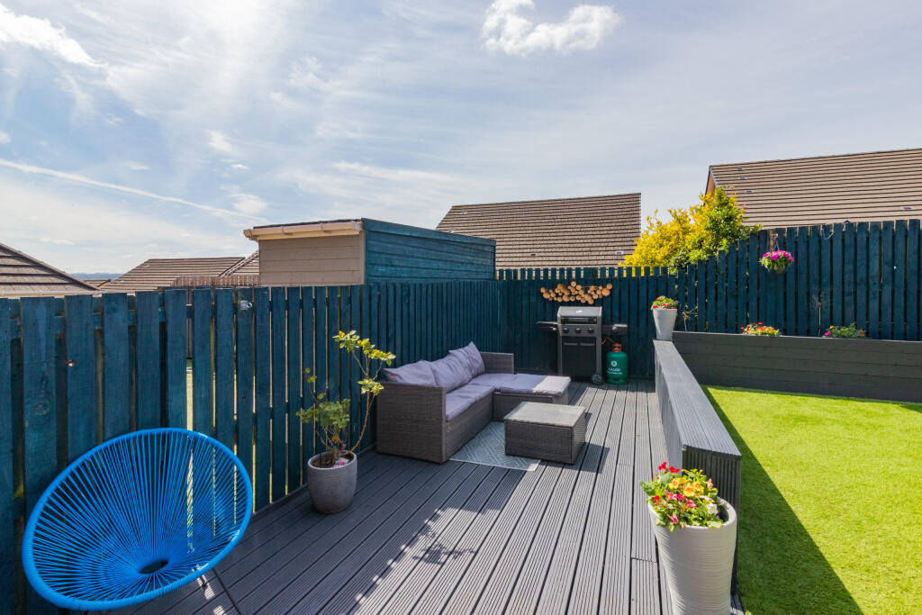 8 Strathcarron wynd  Pa2 7aj-3