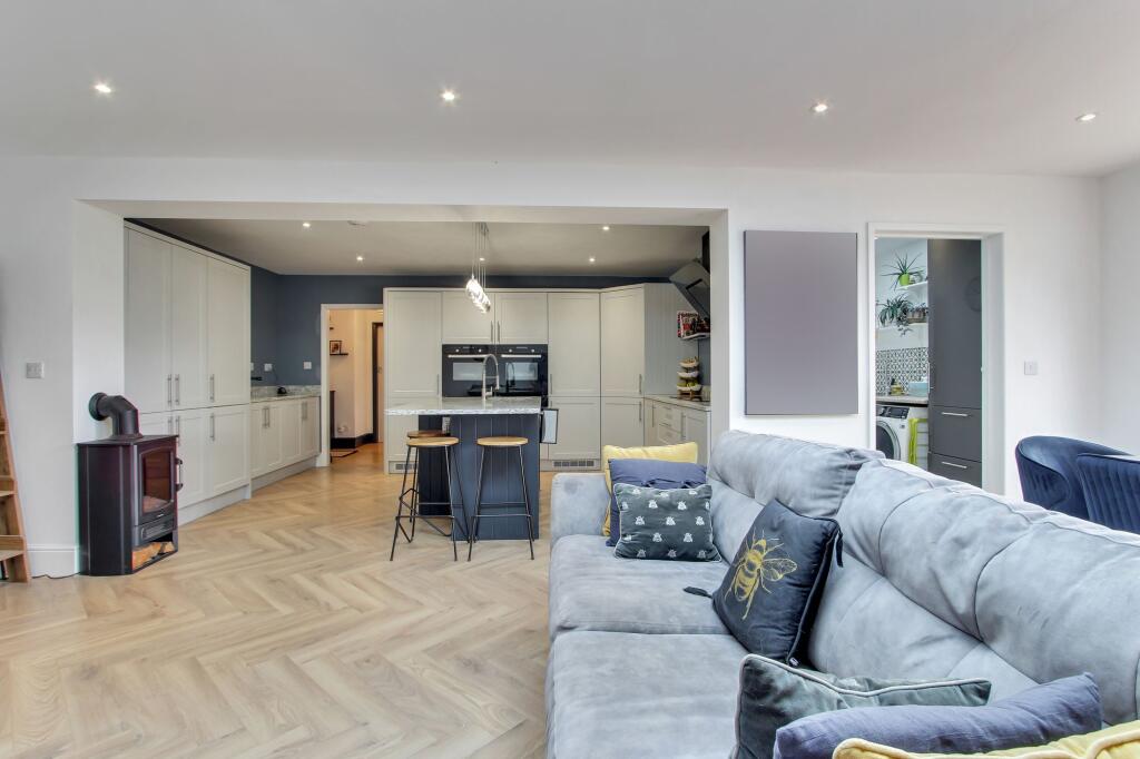 Open Plan Lounge/Dining/Kitchen