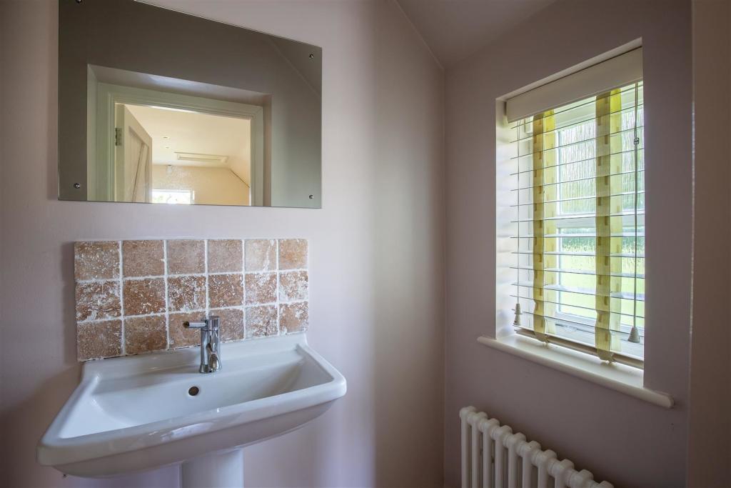 42 43 Down Ampney (print) 74.jpg