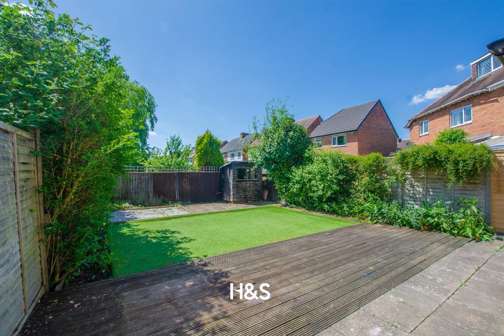 29 Hurdis Road - Rear garden.jpg