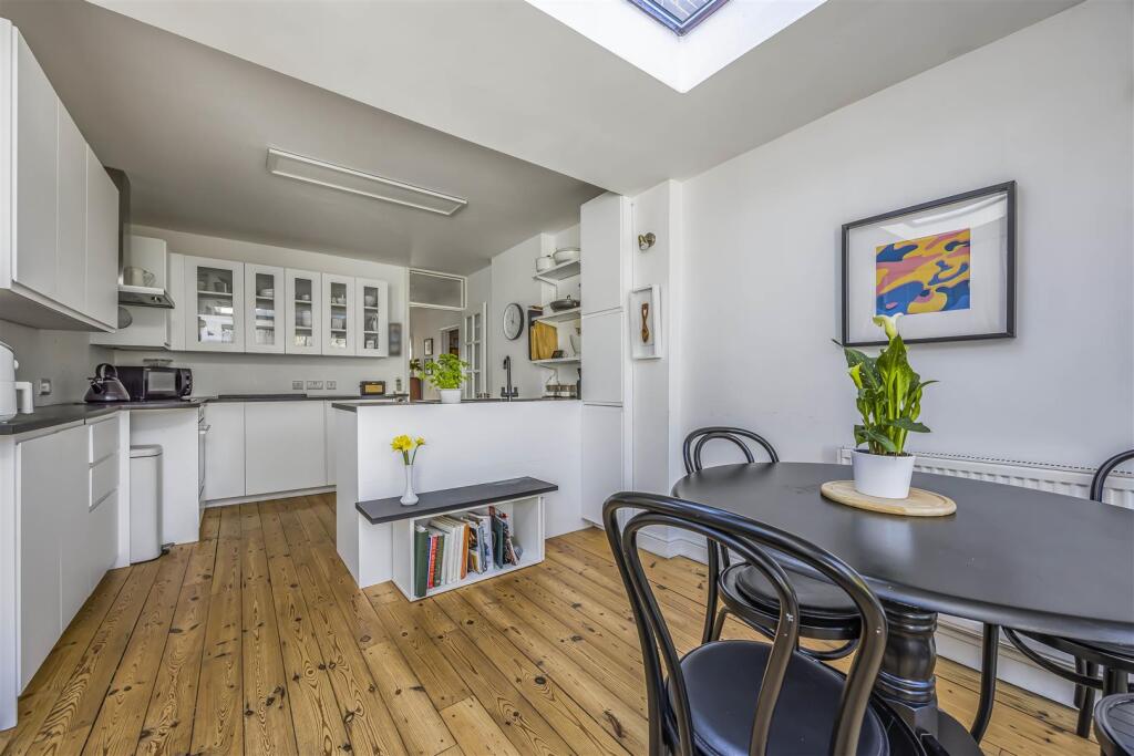 3 Barton Cross, Waterlooville-PorticoMarketing-O'H