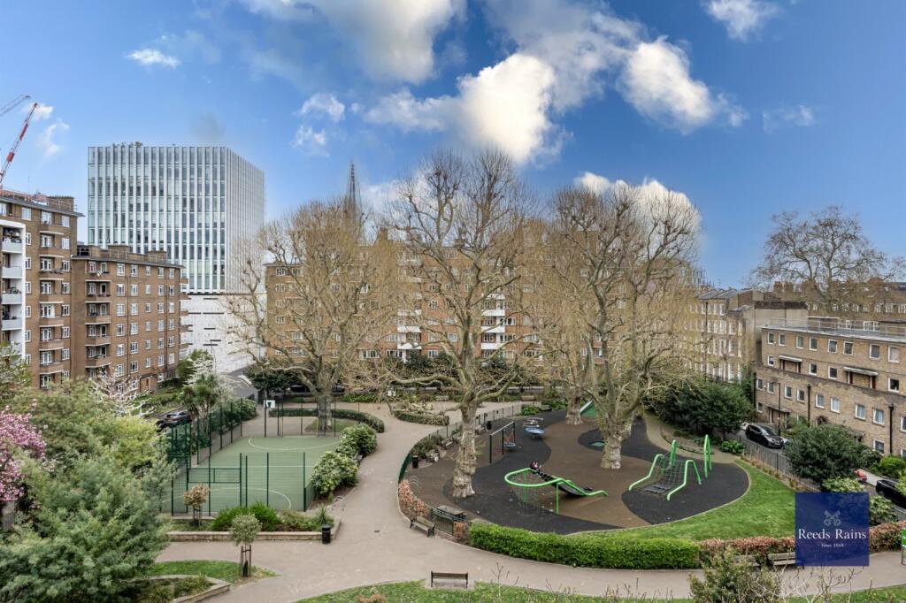 Nelson Square