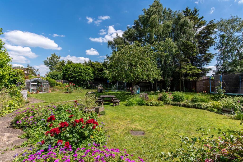 5 Scrimshire Lane-Hi-7.jpg