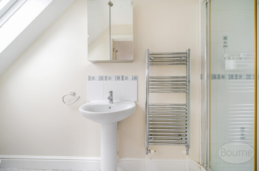 d5a8b7a6-9964-42e...