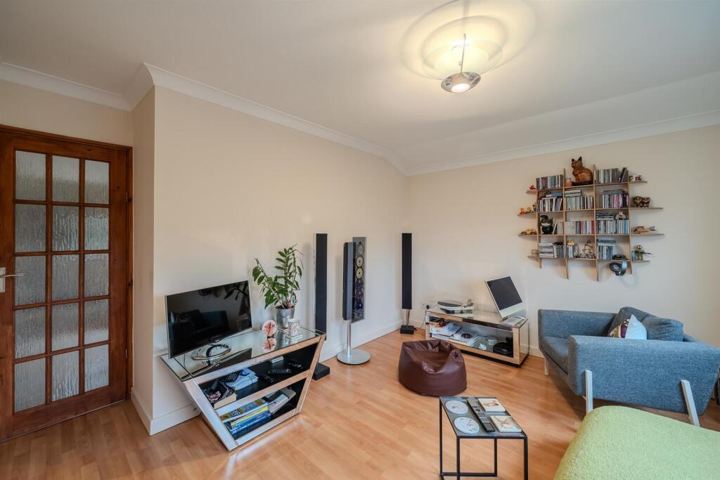 19 Oaks Court-35.jpg