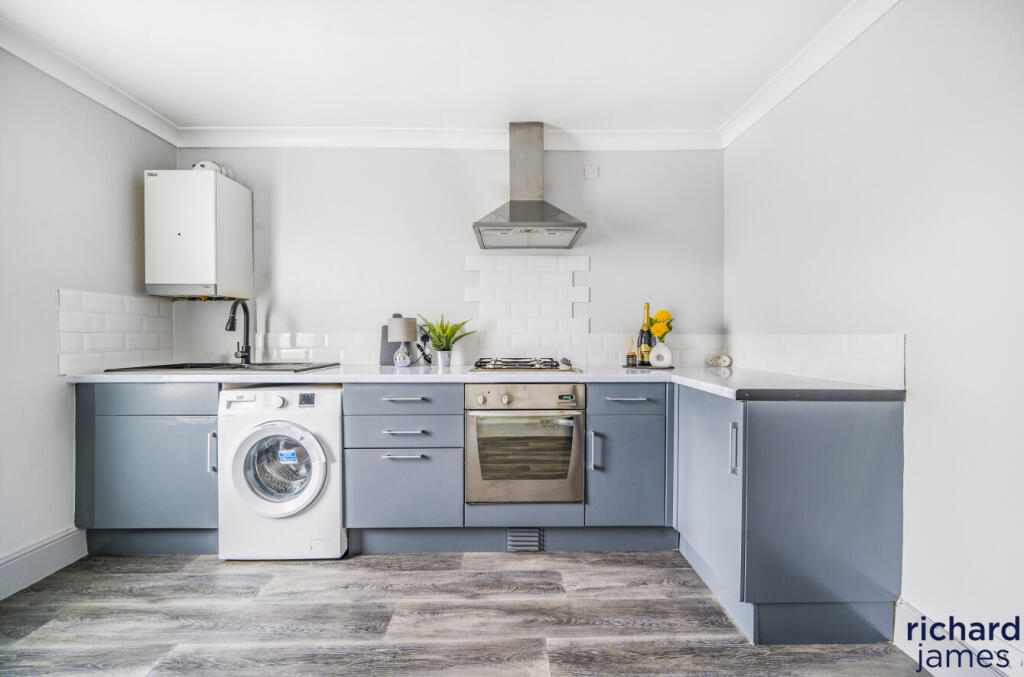 f0c158ce-9ffe-491...