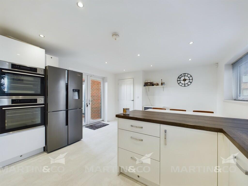 CAM02406G0-PR0346...