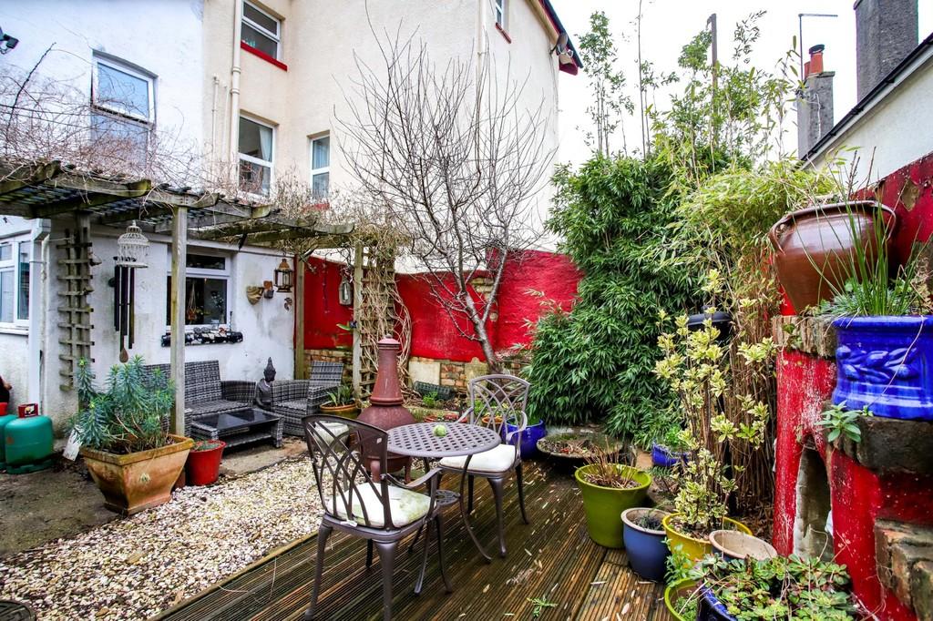 Rear Courtyard Ga...