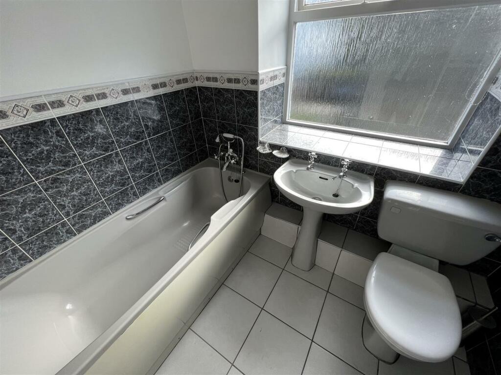 HOUSE BATHROOM