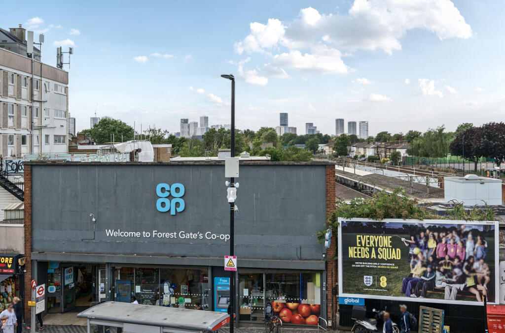 1318831-4-68750e7...