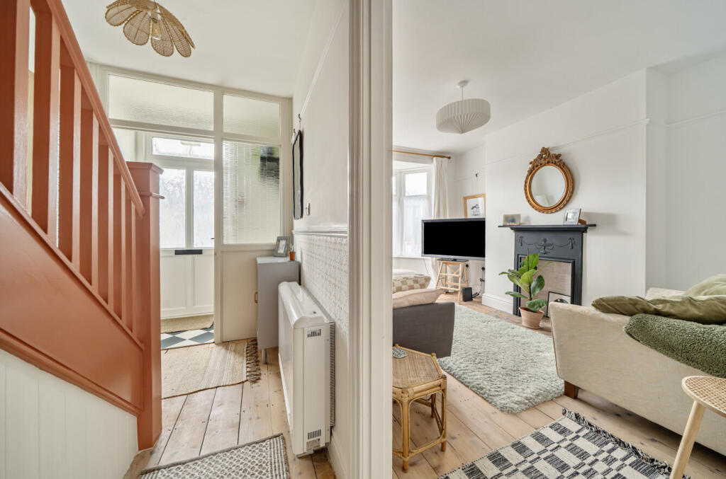 1357180-3-68d5511...