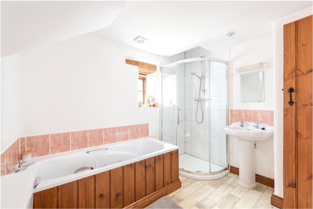 Jack'n'jill Bathroom