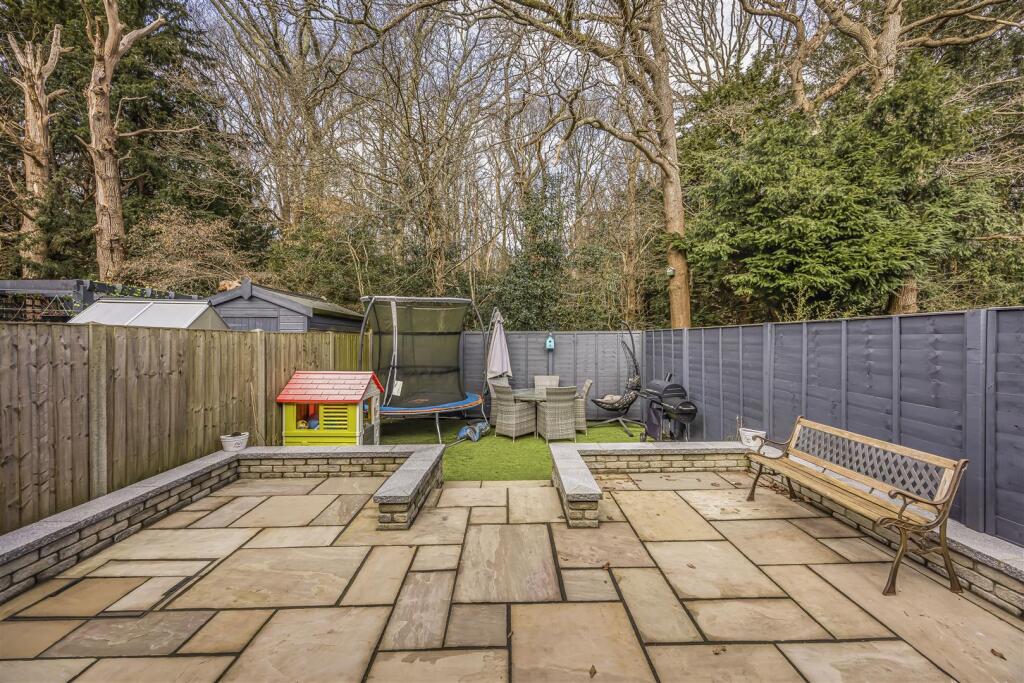 88 James Copse Road, Horndean-PorticoMarketing-Sol