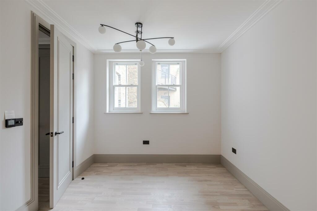 3, 11-12 Grenville Street-2.jpg