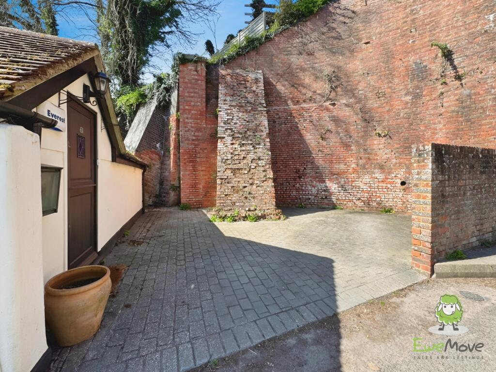 24a92373-23af8a4e-1e4a-4f0d-835a-52a706978b3f