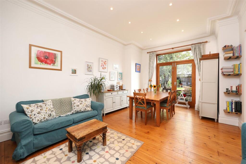 4 Julius Road 13.JPG