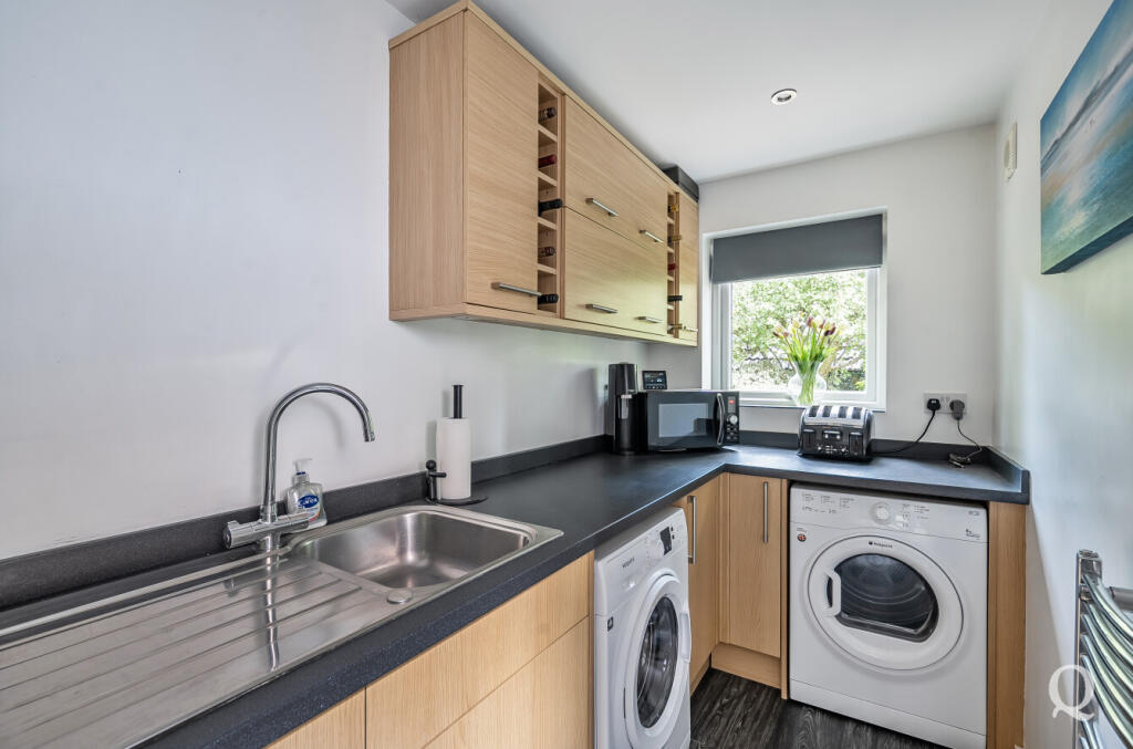 a20548a0-b249-43f...