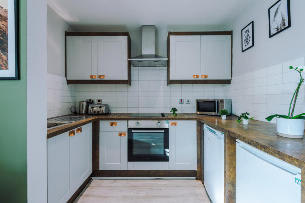 Jesmond View, Block A, Flat 8, Kitchen 2