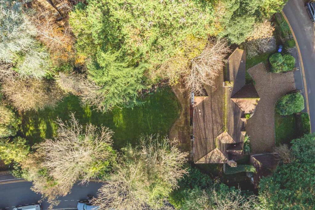 South Park Drive, Gerrards Cross, SL9