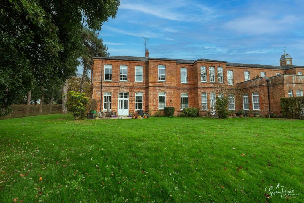 Welcome to 9 Wordsworth Mansions