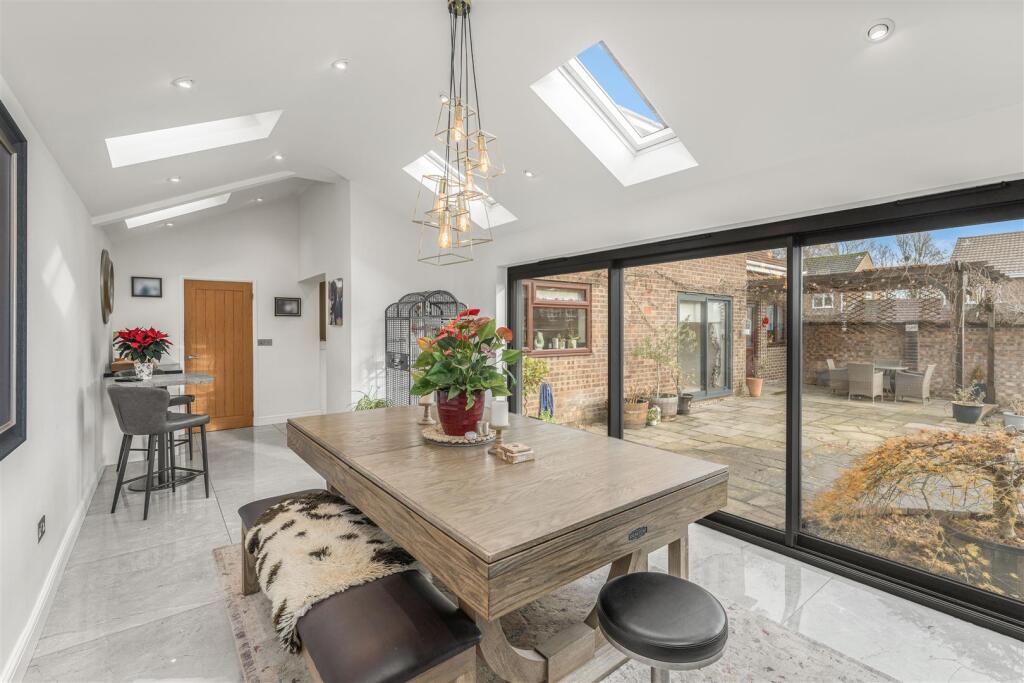 1 Lawrence Leys, Bloxham-21.jpg