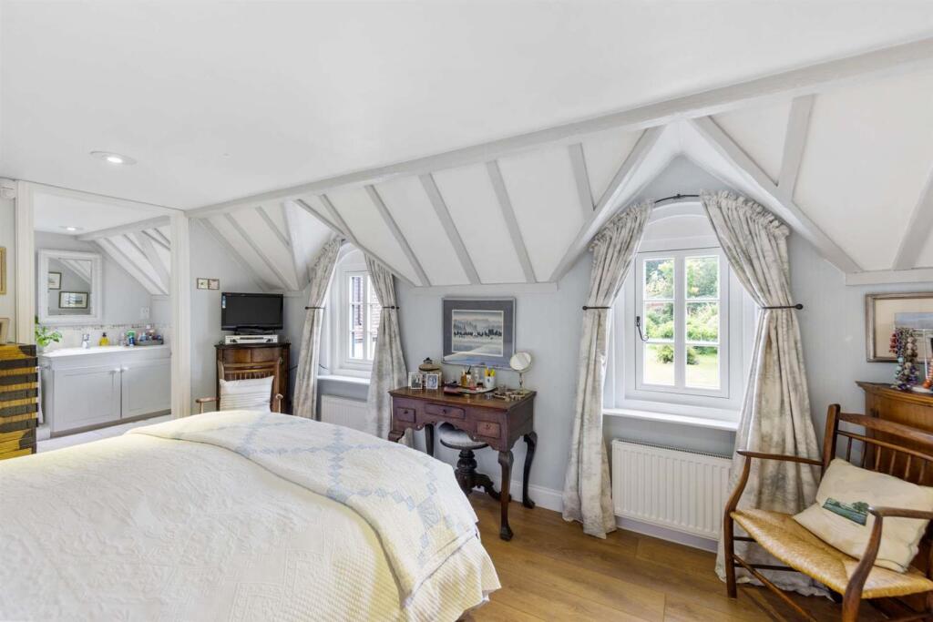 Smarkham Orchard, Madgehole Lane, Shamley Green, G