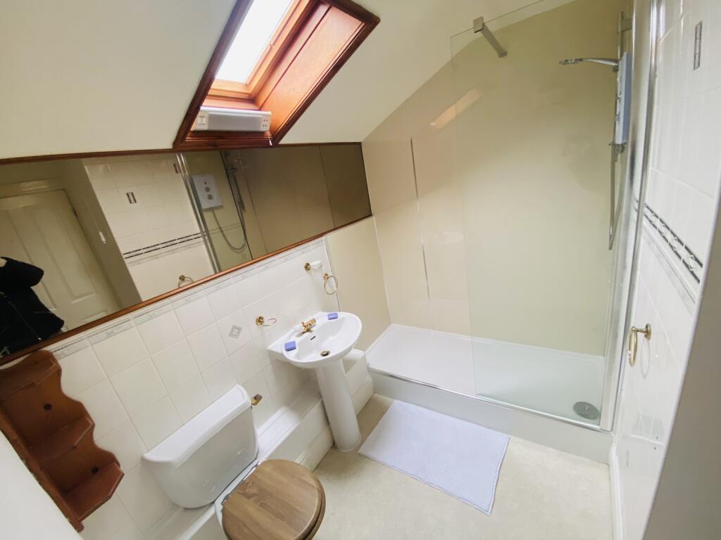 4E175421-10FE-46C2-9D33-B68636F2BC3D