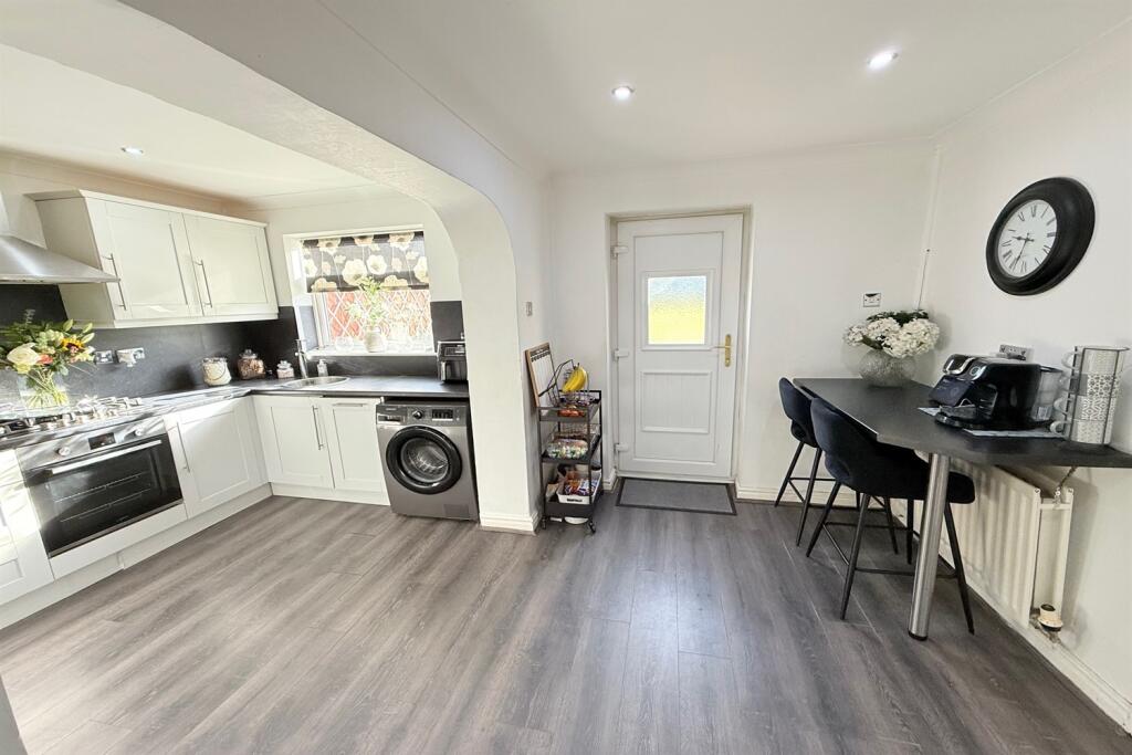 Breakfast Room