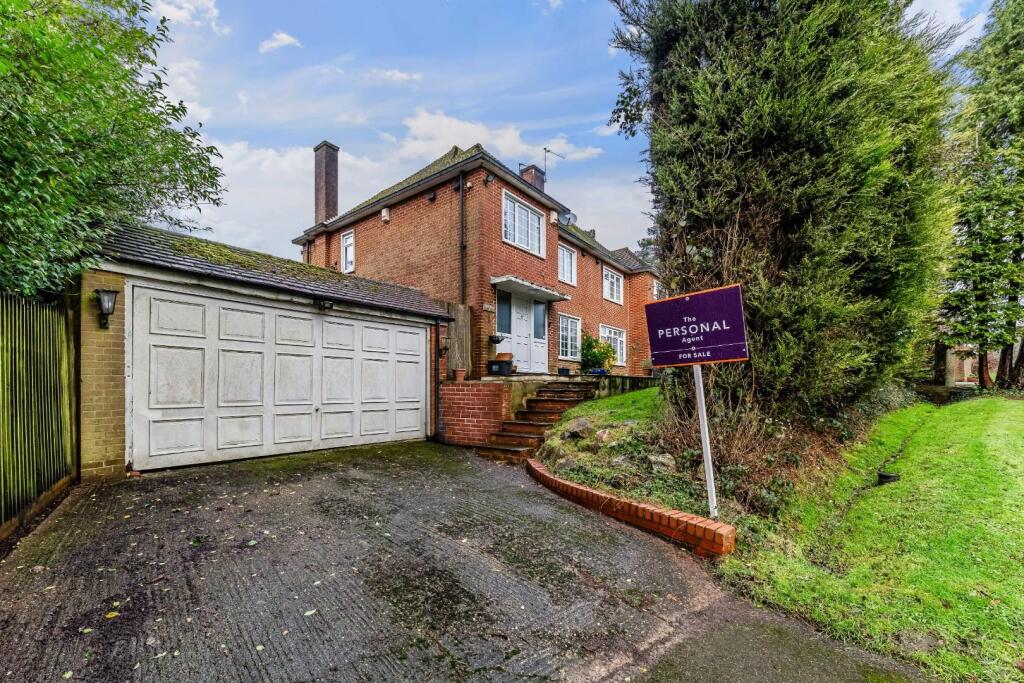 TADWORTH CLOSE (14).jpg